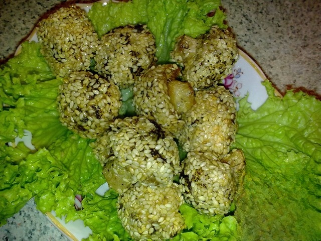 Mushrooms in sesame