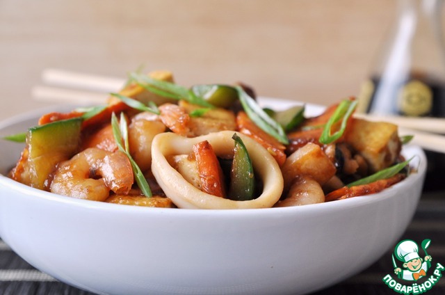 Tofu with seafood in Chinese