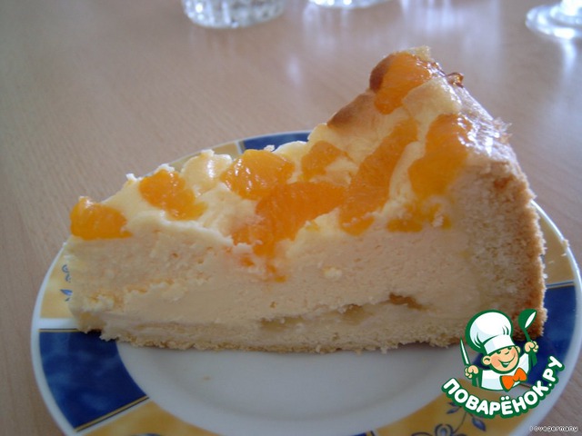 Cheese cake with mandarins