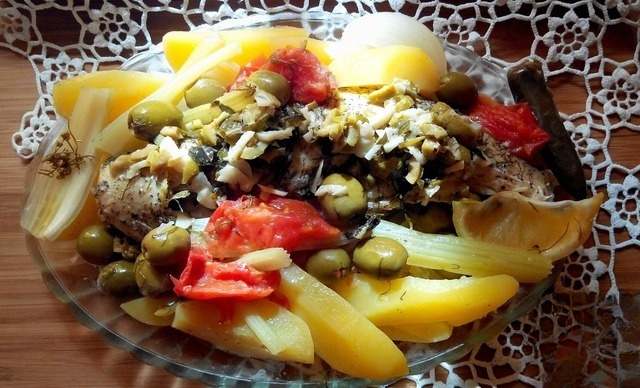 Щука с овощами