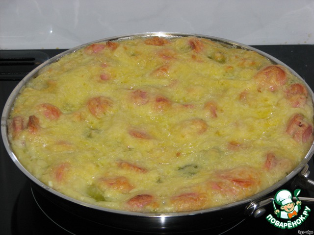 Vegetable casserole with sausages