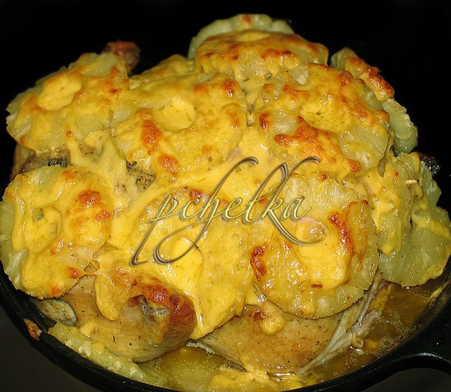 Chicken baked in pineapple