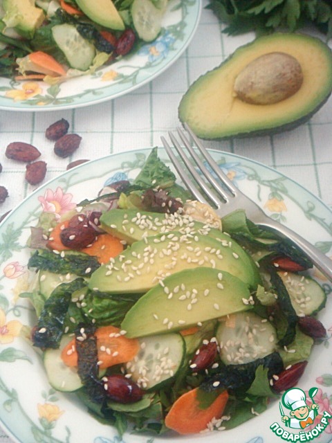 Asian salad with ginger-soy sauce