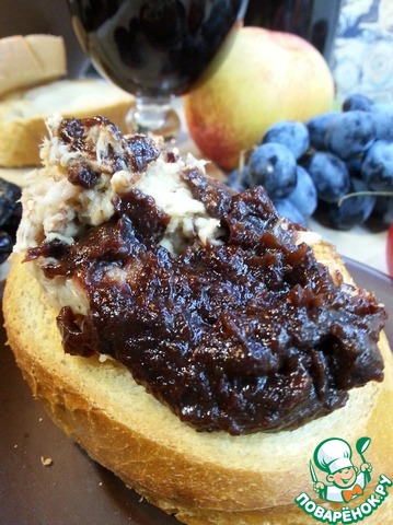 Riet of rabbit with prunes