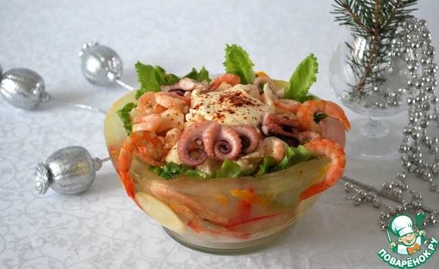 Shrimp cocktail in an ice bowl