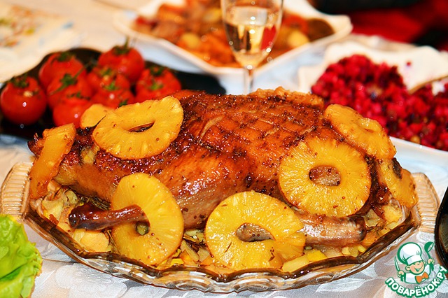 Christmas duck with quince and pineapple