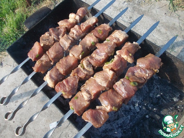 Skewers with teriyaki and paprika