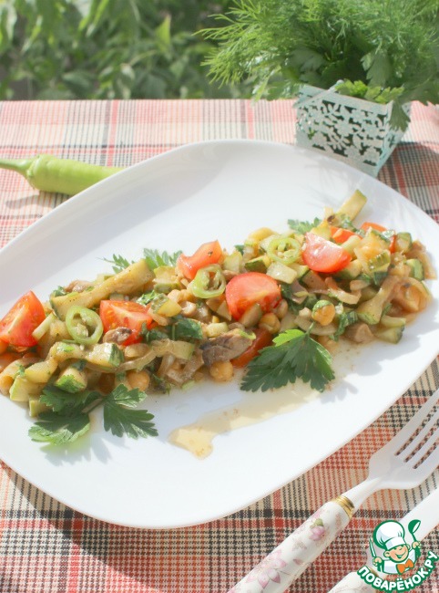 Warm salad for a summer evening