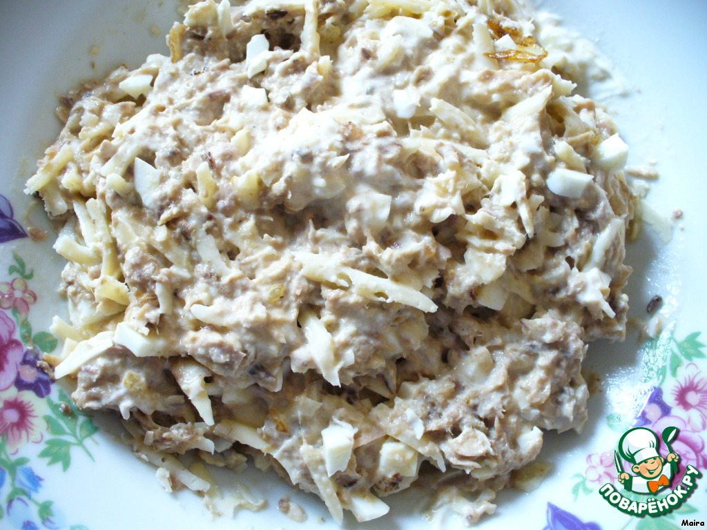 Tomatoes stuffed with tuna