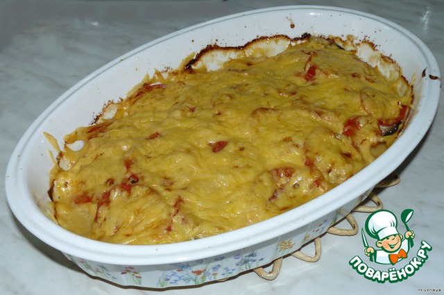 Chicken breast baked with eggplant and tomatoes