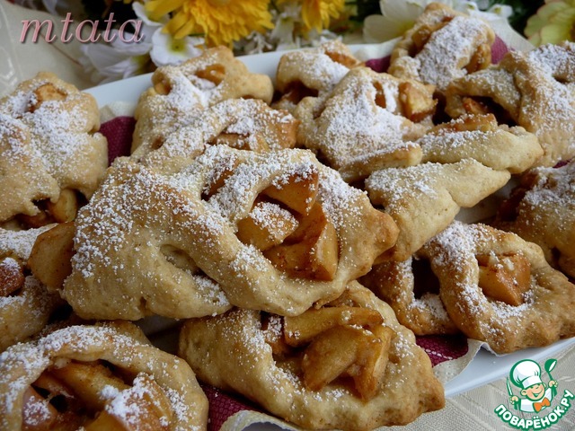 Mini braids with apples