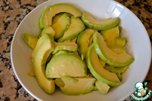 Appetizer of salmon with avocado