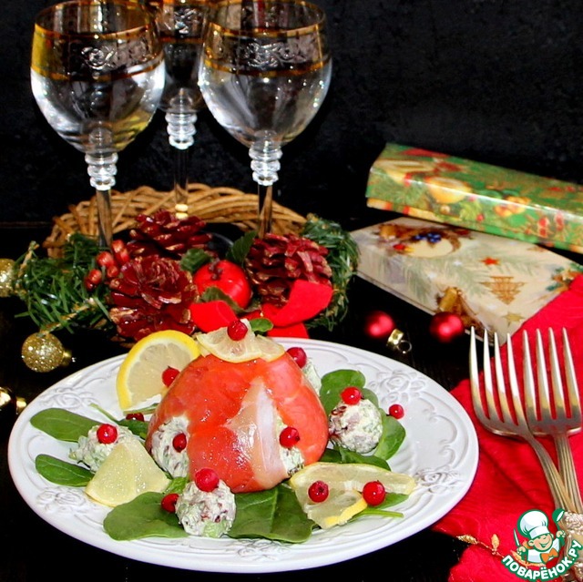 Fish timbale with rice and avocado