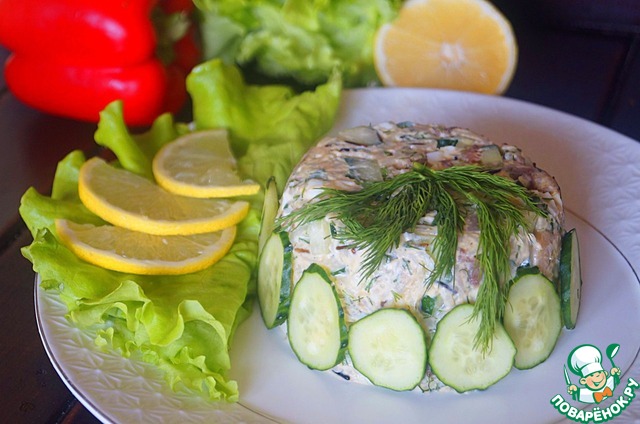 Salad with smoked fish