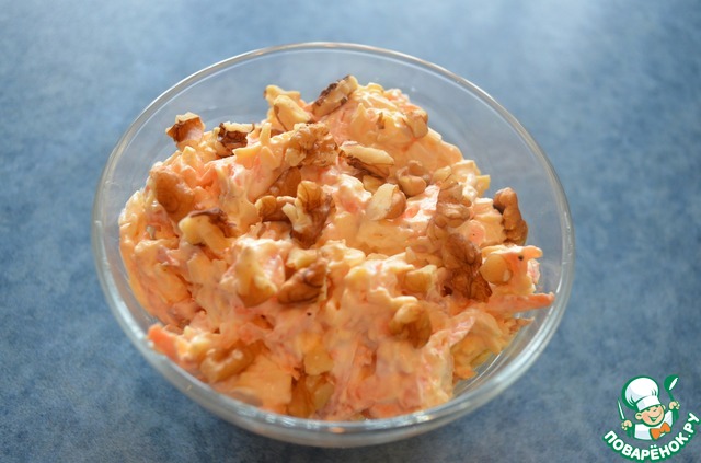 Carrot-cheese salad