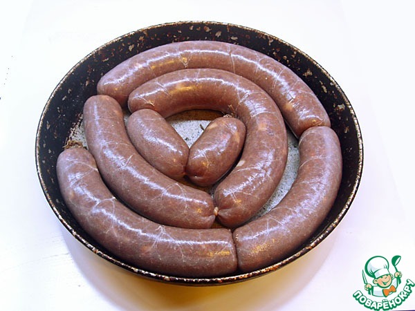 Liver sausage with lentils