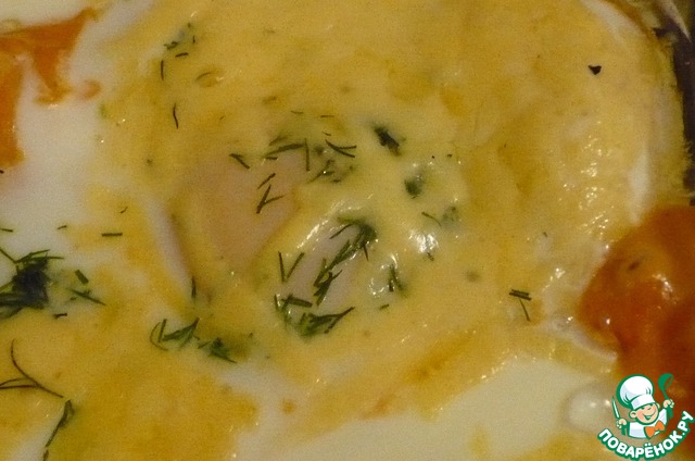 Egg, baked in sauce
