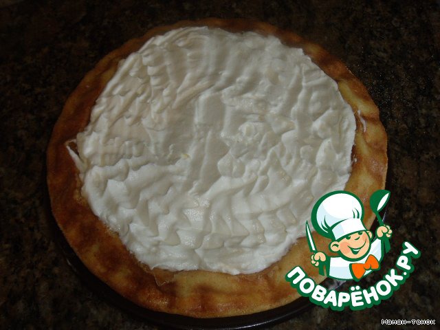 Unusual cottage cheese casserole with air cream