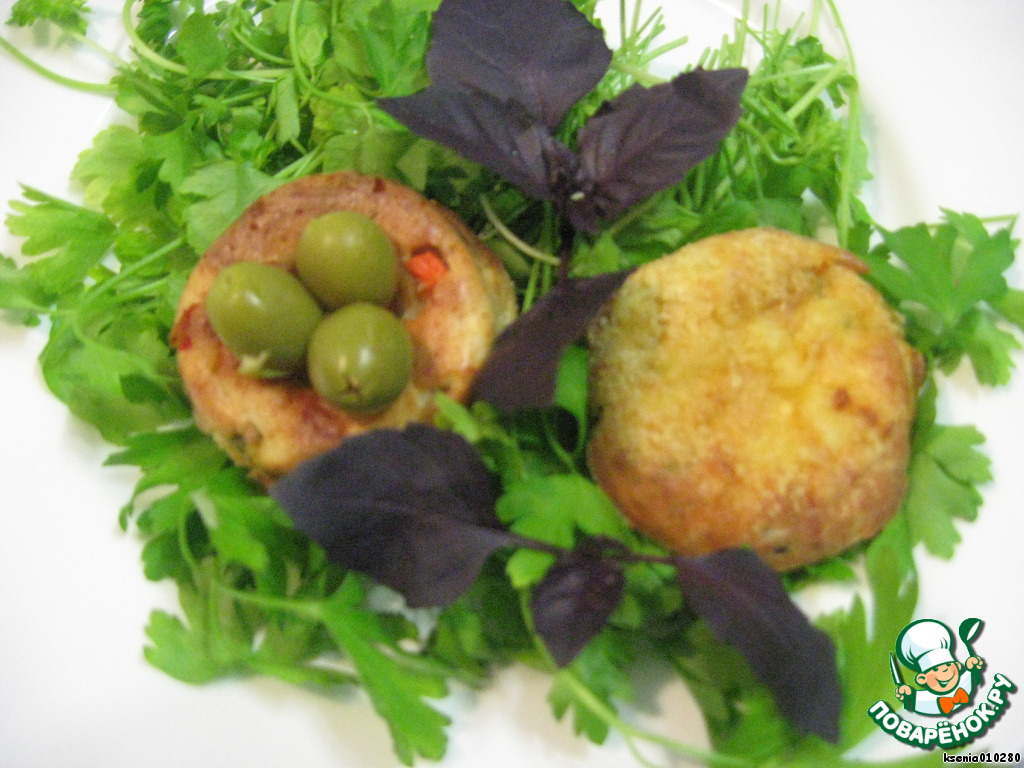 Cheese and vegetable muffins for Howcast