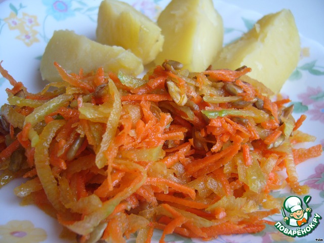 Salad with green radish 