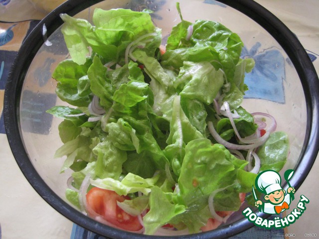 Green salad in a creamy mustard sauce