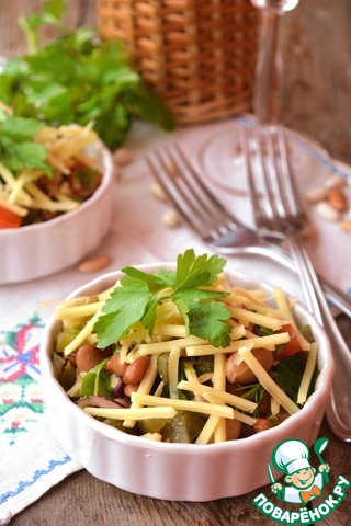 Salad with beans 