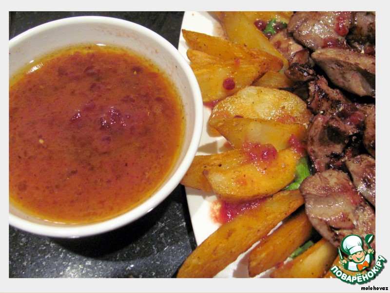 Warm salad with chicken liver and cranberry sauce