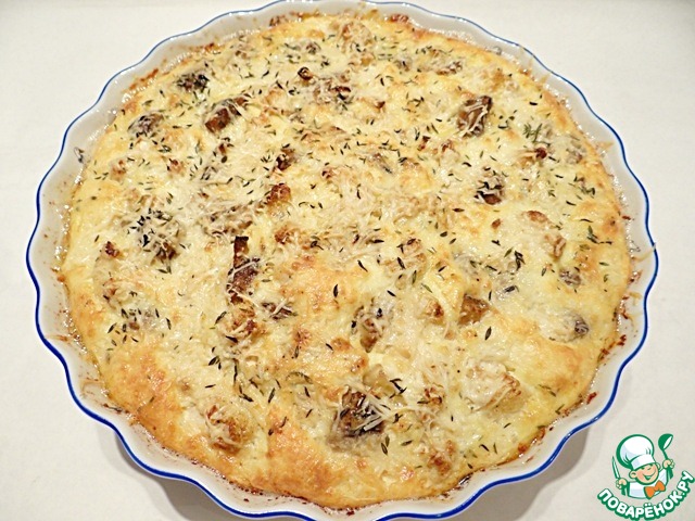 Pie with cauliflower and mushrooms