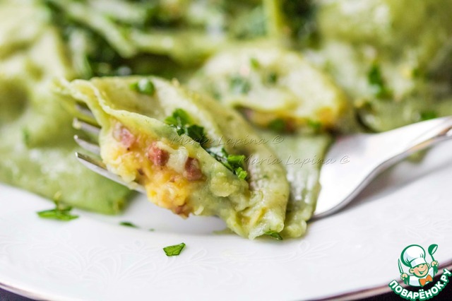 Ravioli stuffed with lentils and mushrooms