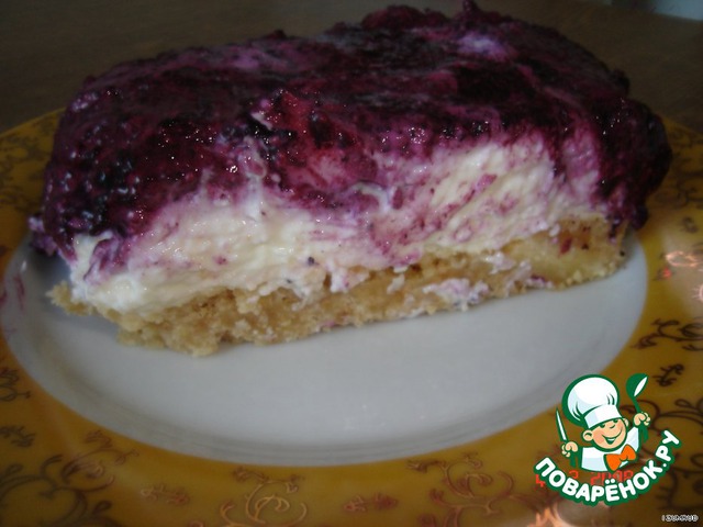 Blueberry marble cake