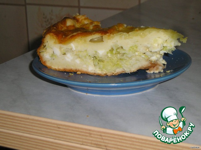 Pie with cabbage filling