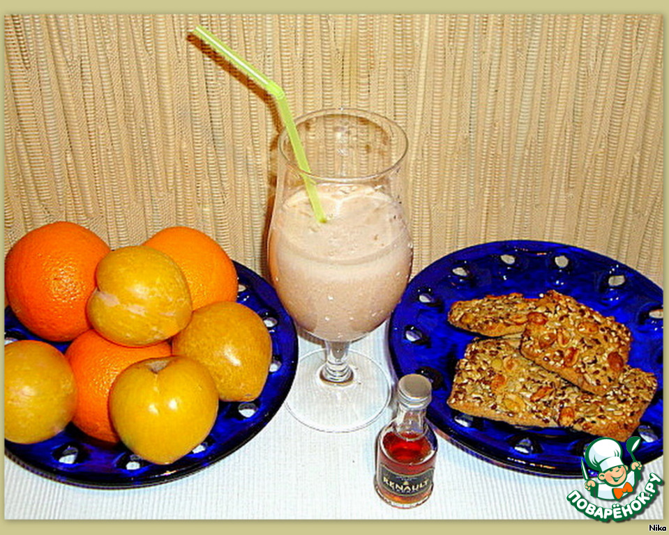Ice cream cocktail and juice with pulp