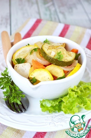 Crispy pickled zucchini