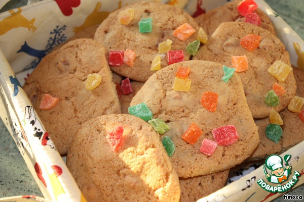 Cookies with candied fruit