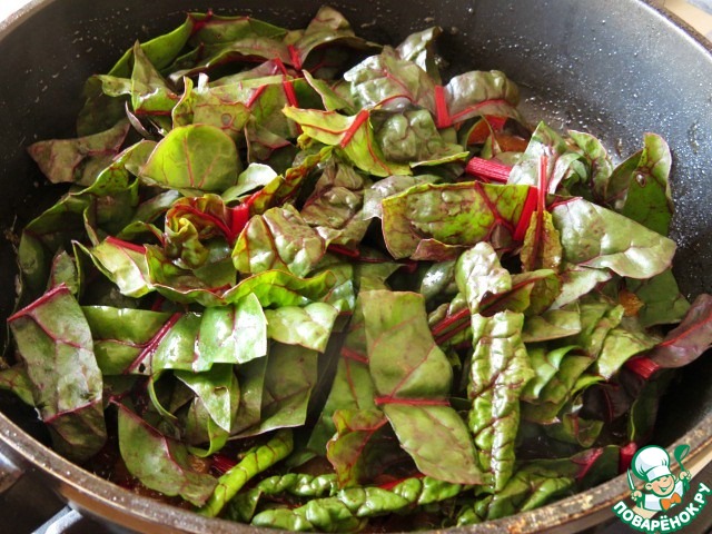 Warm salad of Swiss chard with orange