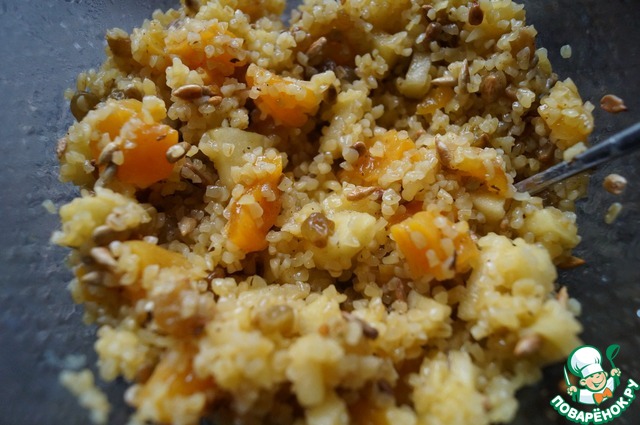 Tabbouleh of bulgur with fruit