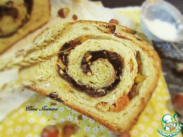 Sweet bread with nuts and chocolate