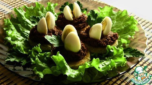 Appetizer of liver with quail eggs