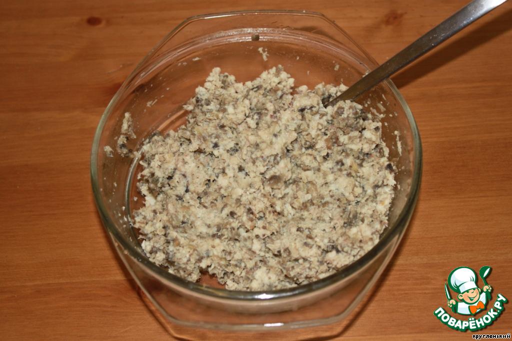 Flood cutlets of chicken and mushrooms