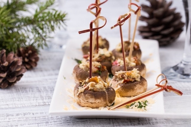 Mushrooms with feta cheese and sun-dried tomatoes