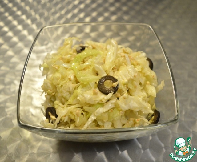 The Chinese cabbage salad and sprouted buckwheat