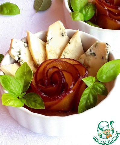 Salad with wine peaches and blue cheese