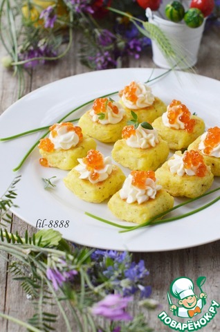Potato mini-muffins with cream cheese