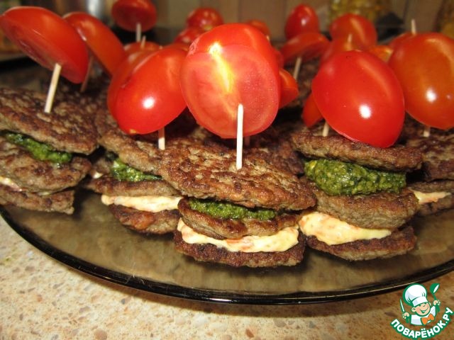Liver canapés