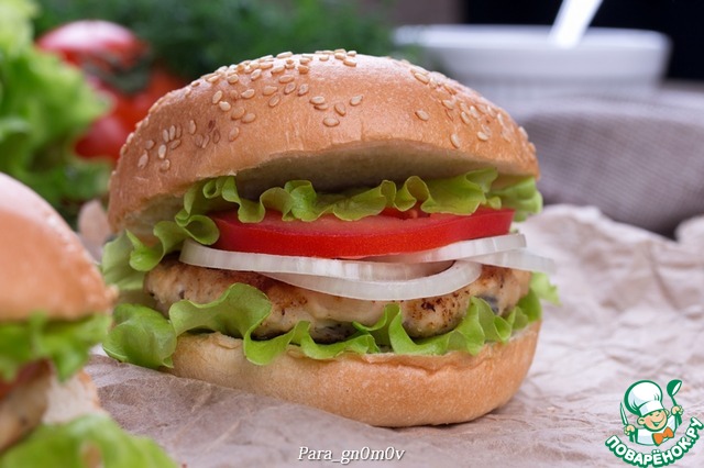 The chicken burgers with rice and mushrooms