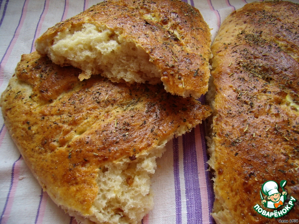 Onion bread with cheese and Provencal herbs