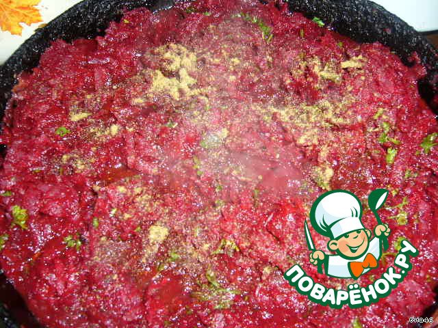 Beet caviar with cheese