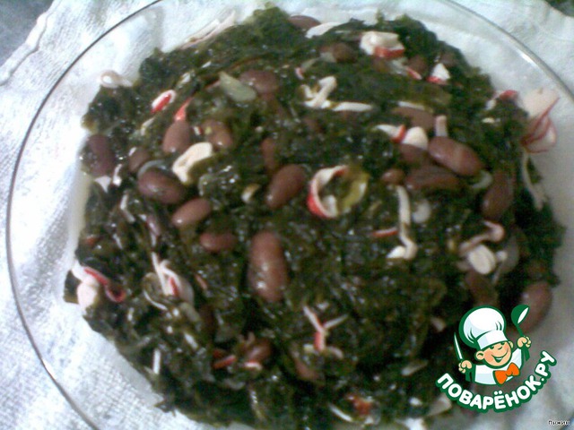 Salad with seaweed