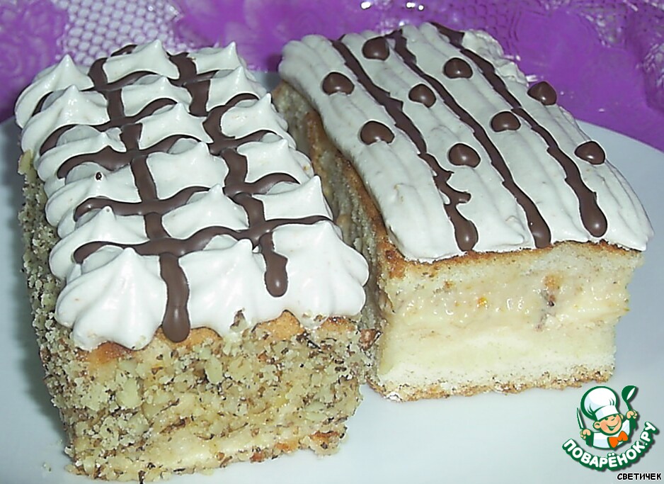 Sponge cake with two kinds of cream