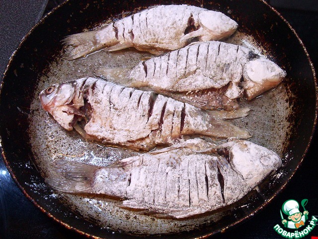Fried carp
